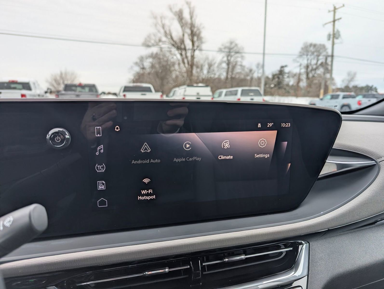 Certified 2025 Buick Envista Avenir image 19