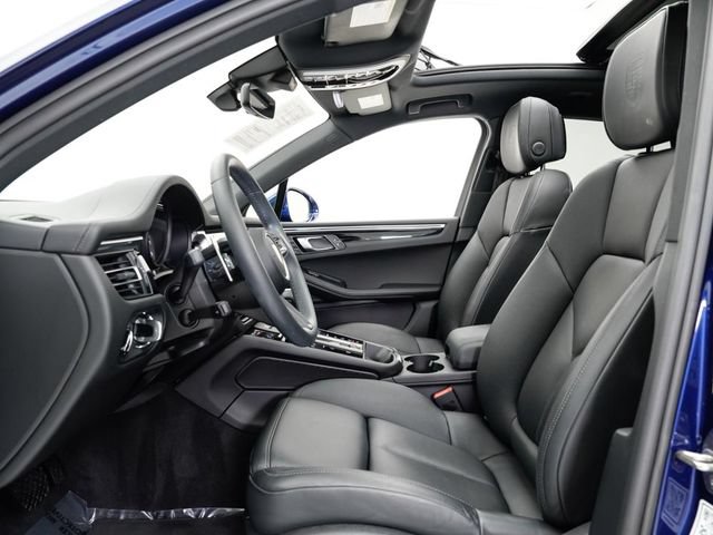 Certified 2023 Porsche Macan S AWD/4WD image 6