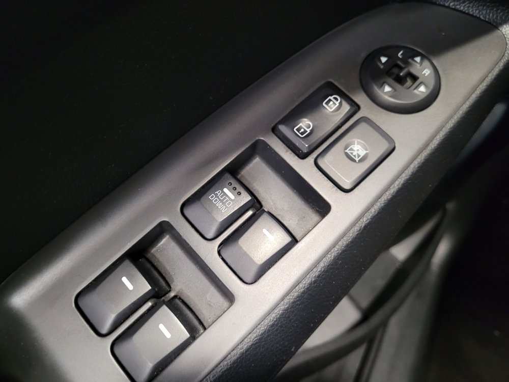 Used 2017 Kia Forte LX image 27