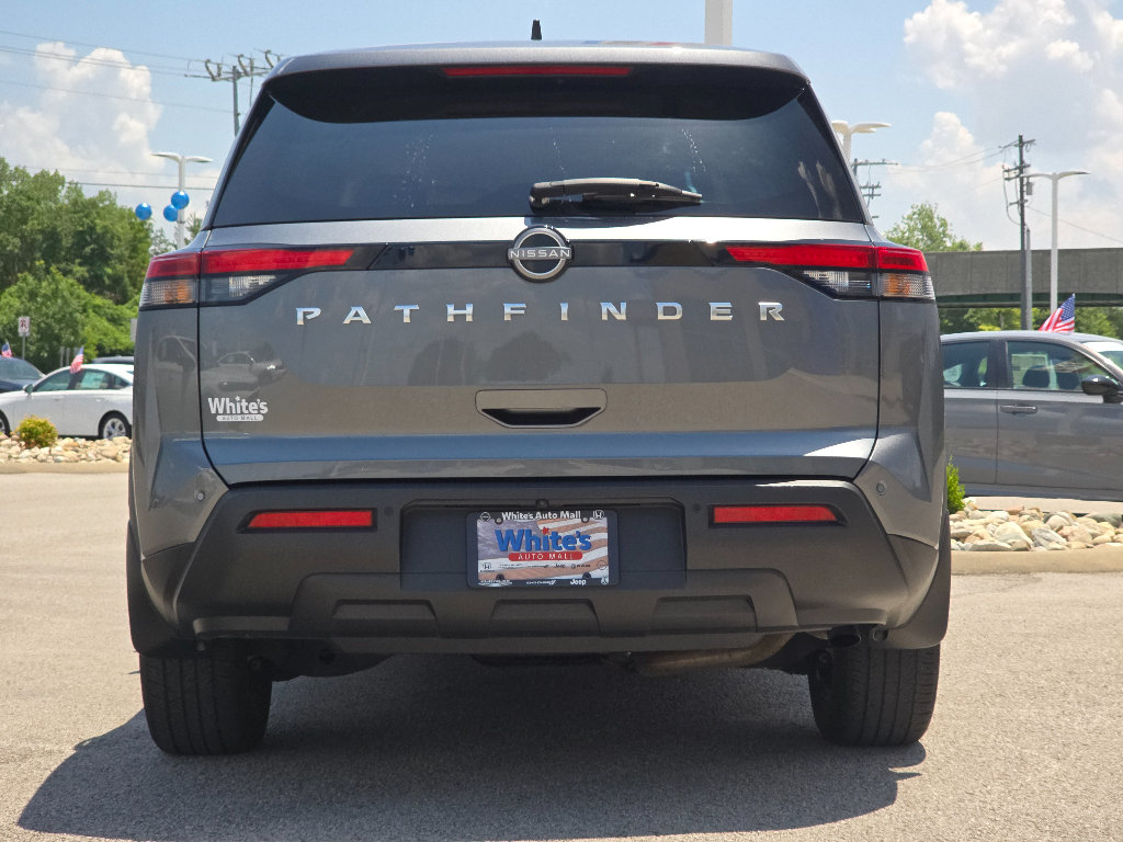 Used 2023 Nissan Pathfinder S FWD image 10