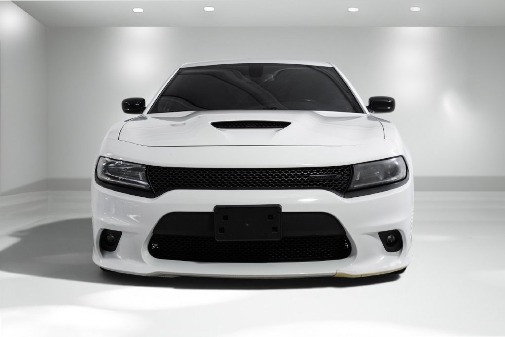 Used 2022 Dodge Charger R/T w/ Blacktop Package RWD image 4