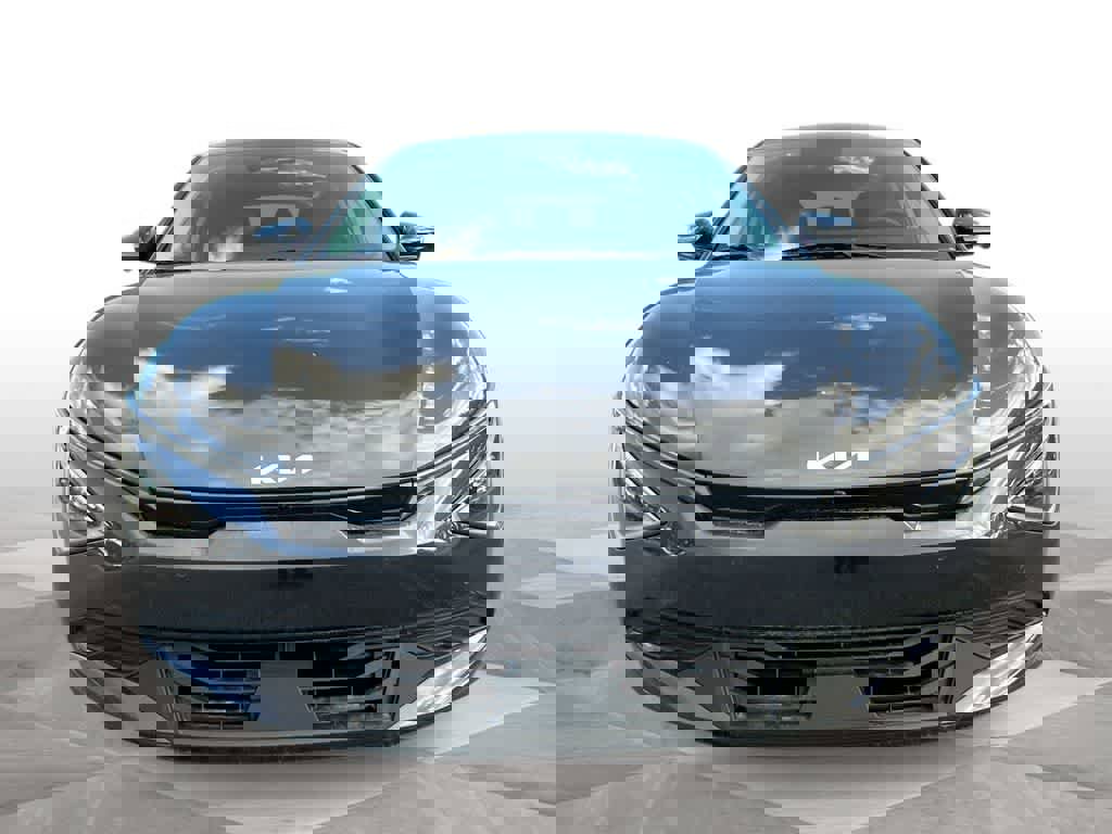 New 2025 Kia EV6 Light w/ Light LR Technology Package image 3