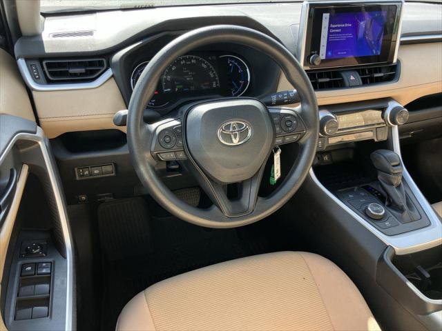Certified 2023 Toyota RAV4 LE AWD/4WD image 14