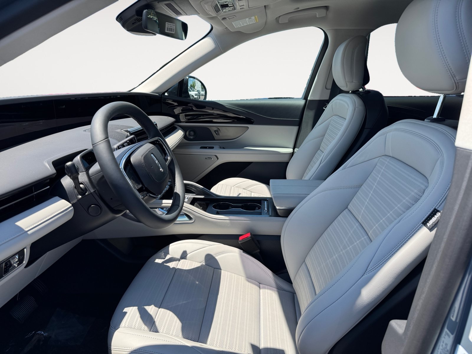 New 2026 Lincoln Nautilus Reserve AWD/4WD image 12