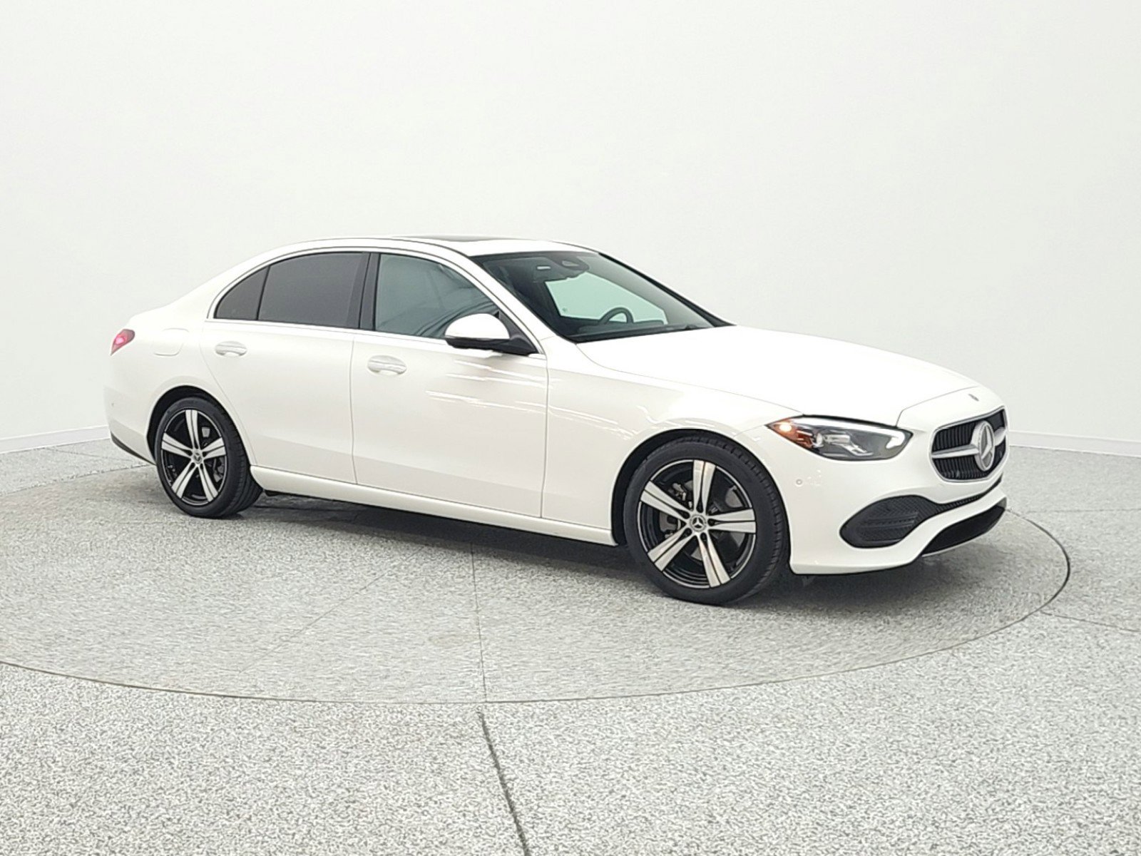 Used 2024 Mercedes-Benz C 300 Sedan image 3