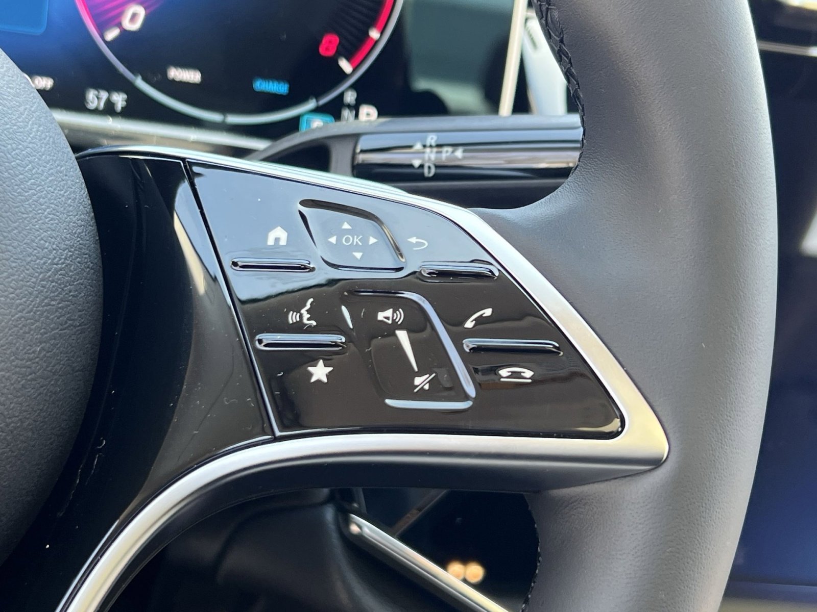 New 2026 Mercedes-Benz E 350 4MATIC Sedan image 30