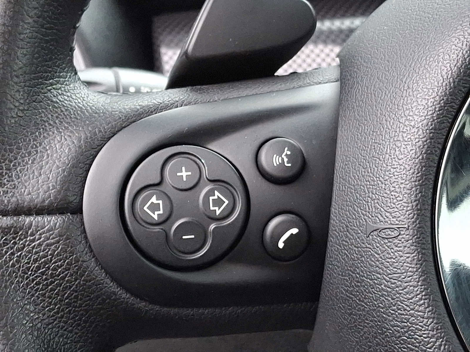 Used 2013 MINI Cooper S image 19