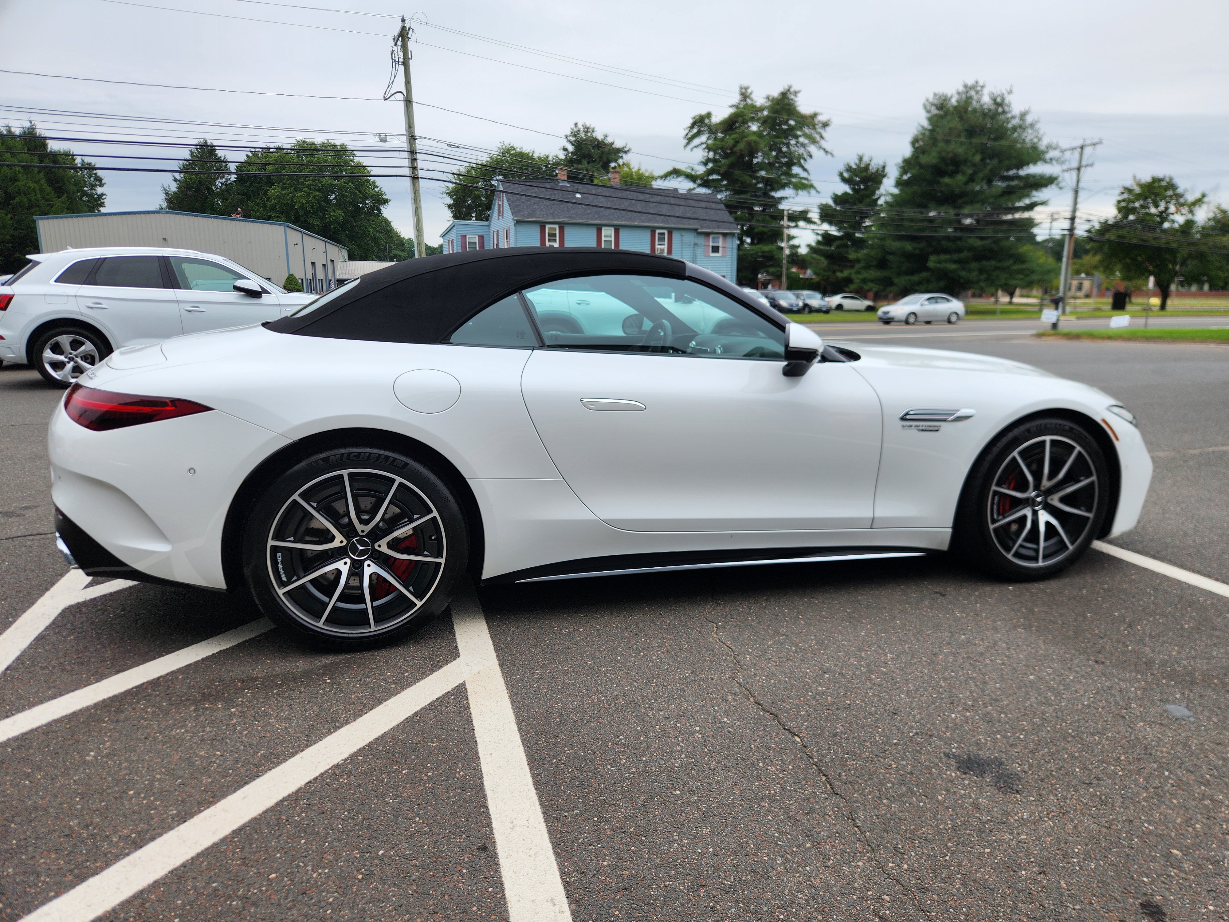 Used 2022 Mercedes-Benz SL 55 AMG 4MATIC image 14