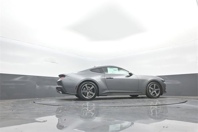 New 2025 Ford Mustang Coupe image 34