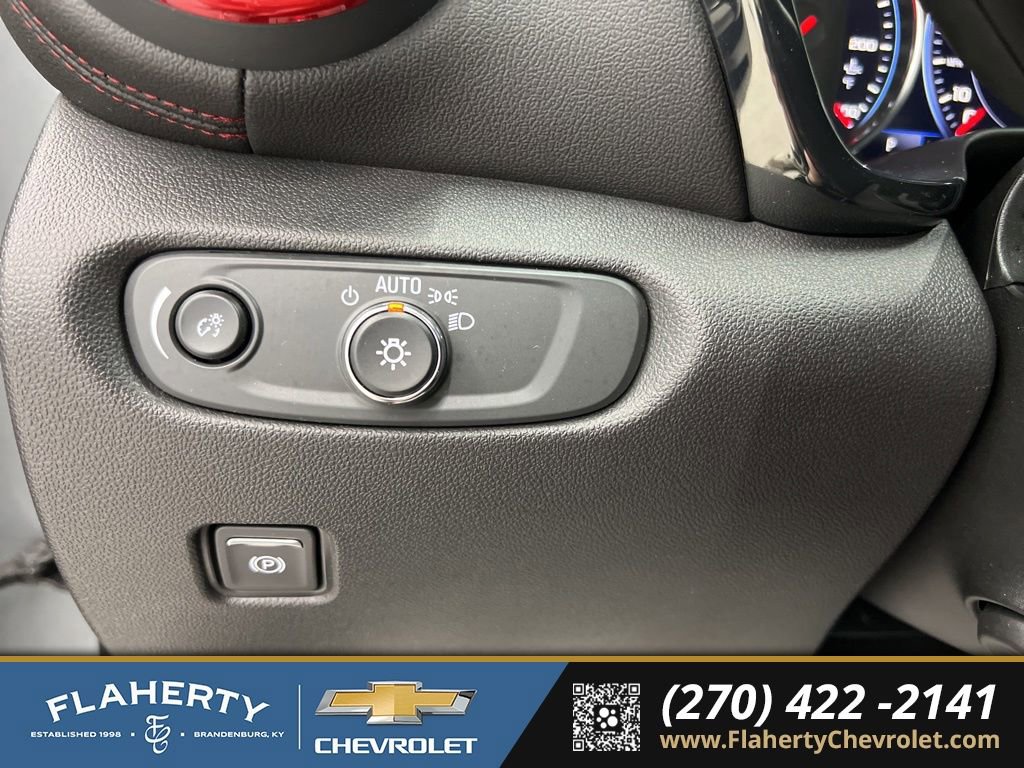 Used 2024 Chevrolet Blazer RS w/ Enhanced Convenience Package FWD image 25