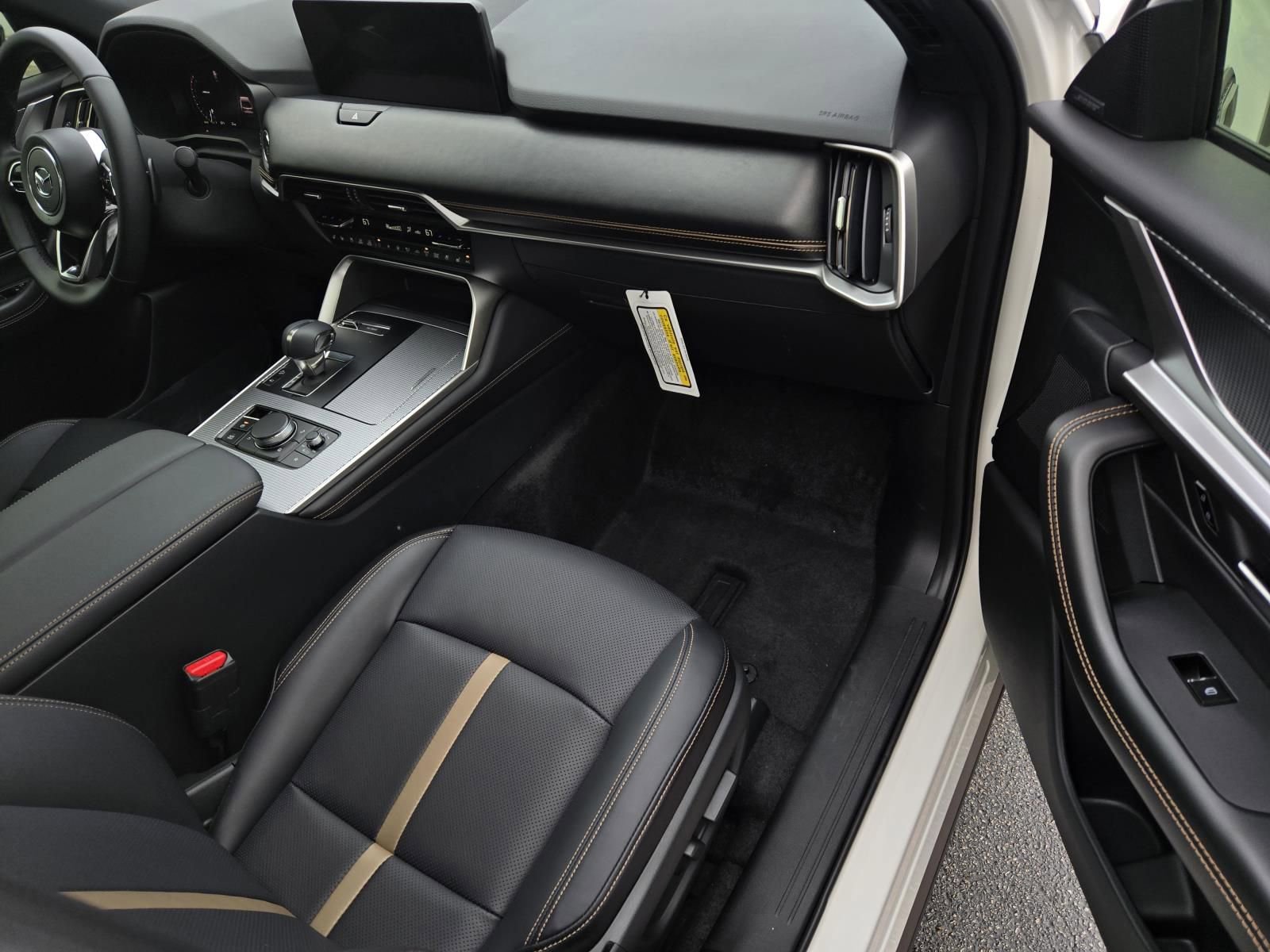 New 2026 MAZDA CX-70 3.3 Turbo w/ Premium Plus Pkg image 6