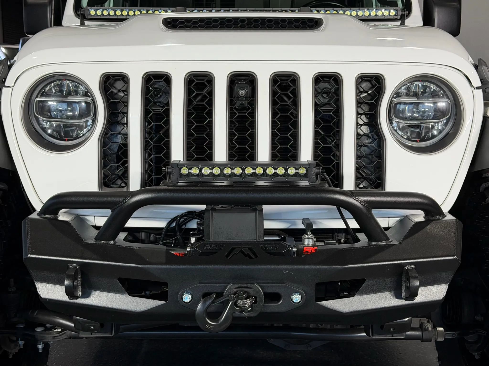 Used 2021 Jeep Gladiator Mojave AWD/4WD image 4