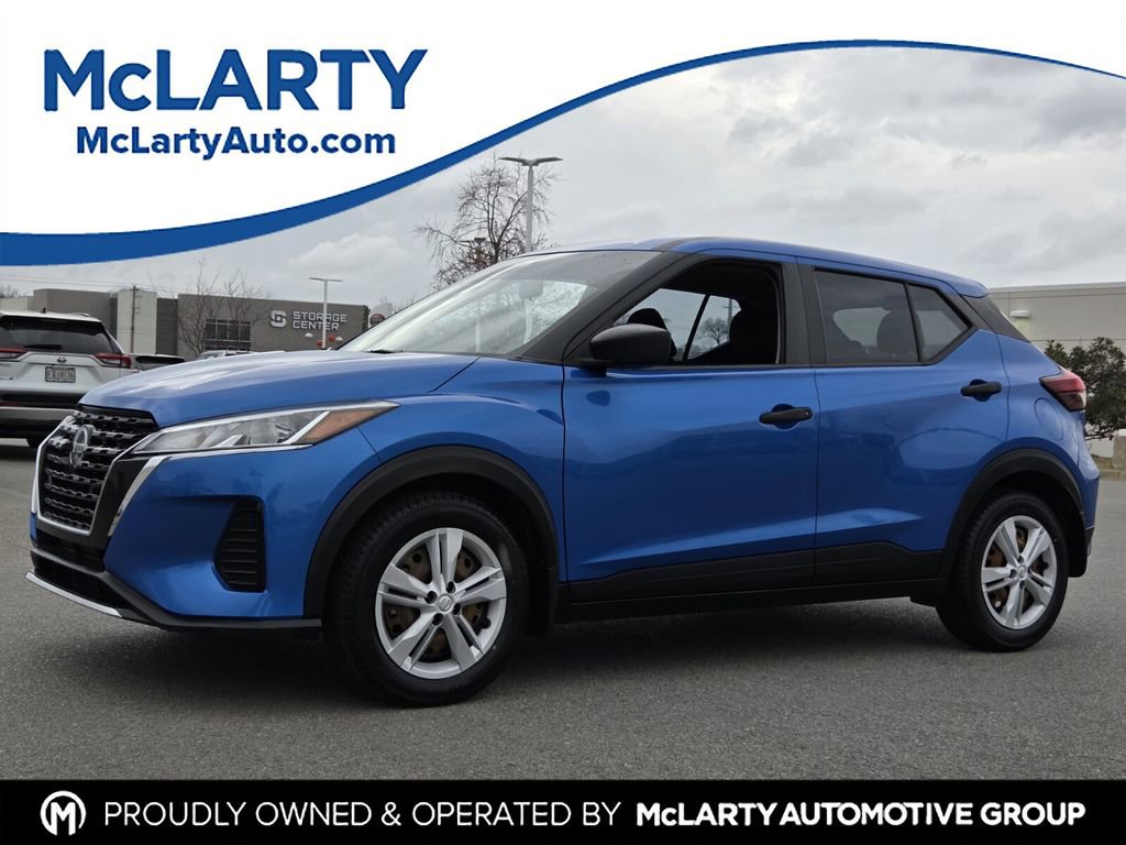 Used 2021 Nissan Kicks S image 1