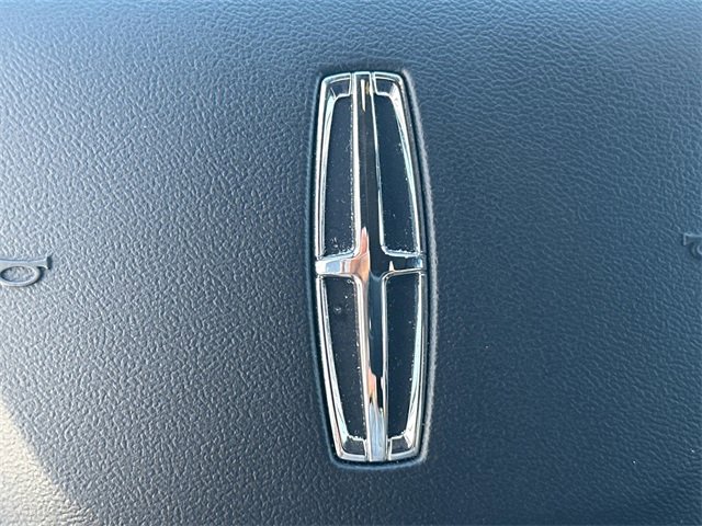 Certified 2020 Lincoln Corsair Reserve w/ Equipment Group 201A image 23