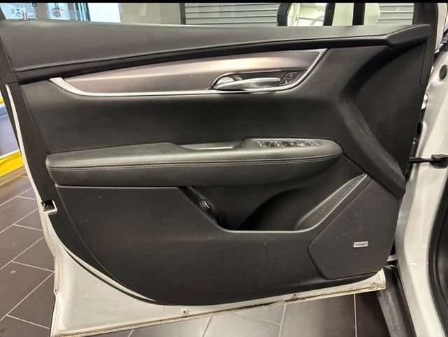 Used 2021 Cadillac XT5 Luxury FWD image 10