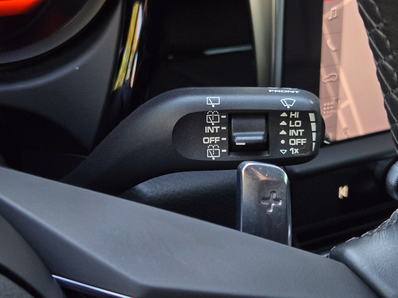 Used 2022 Porsche Macan AWD/4WD image 22