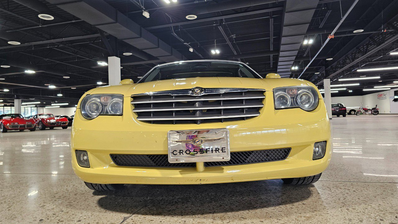 Used 2005 Chrysler Crossfire Limited image 6