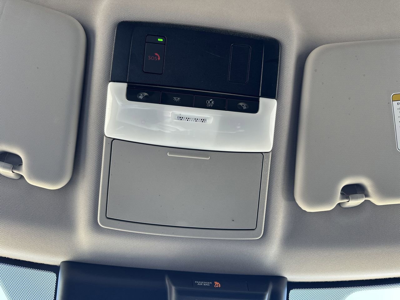 Used 2024 Mitsubishi Outlander ES image 17