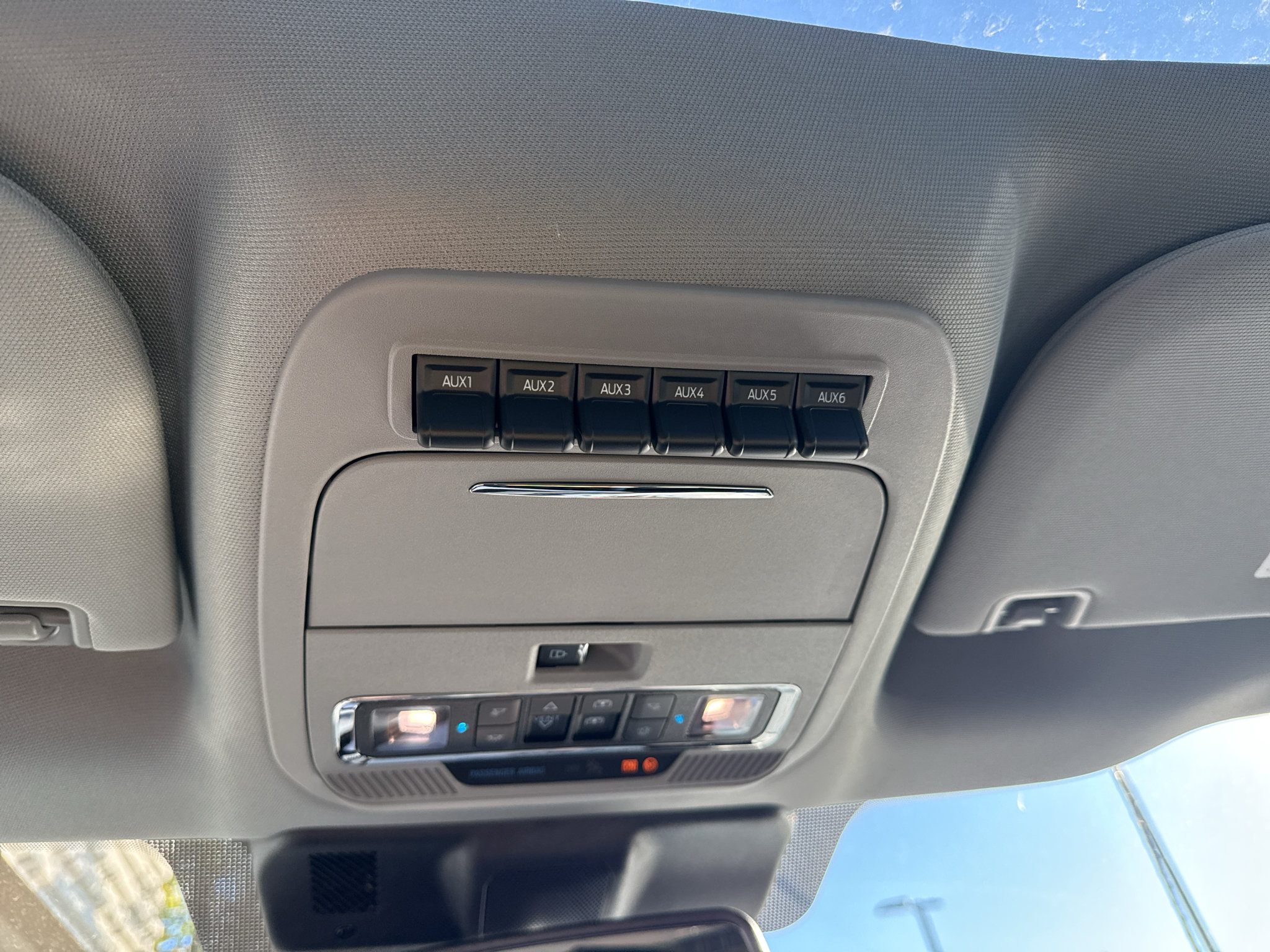 New 2027 Ford F250 Lariat w/ Black Appearance Package AWD/4WD image 31