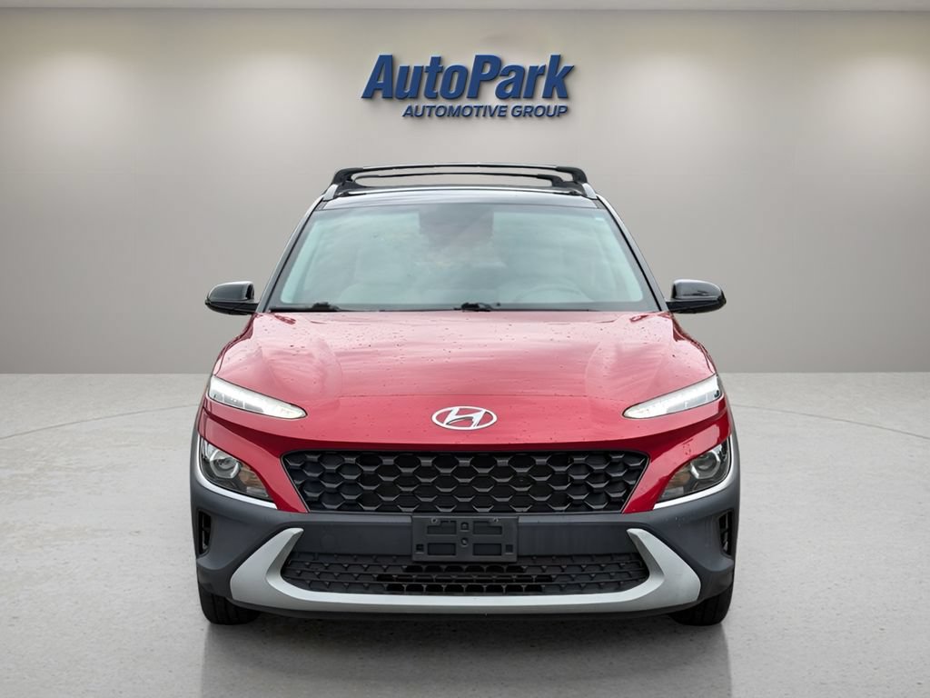 Used 2022 Hyundai Kona SEL AWD/4WD image 2