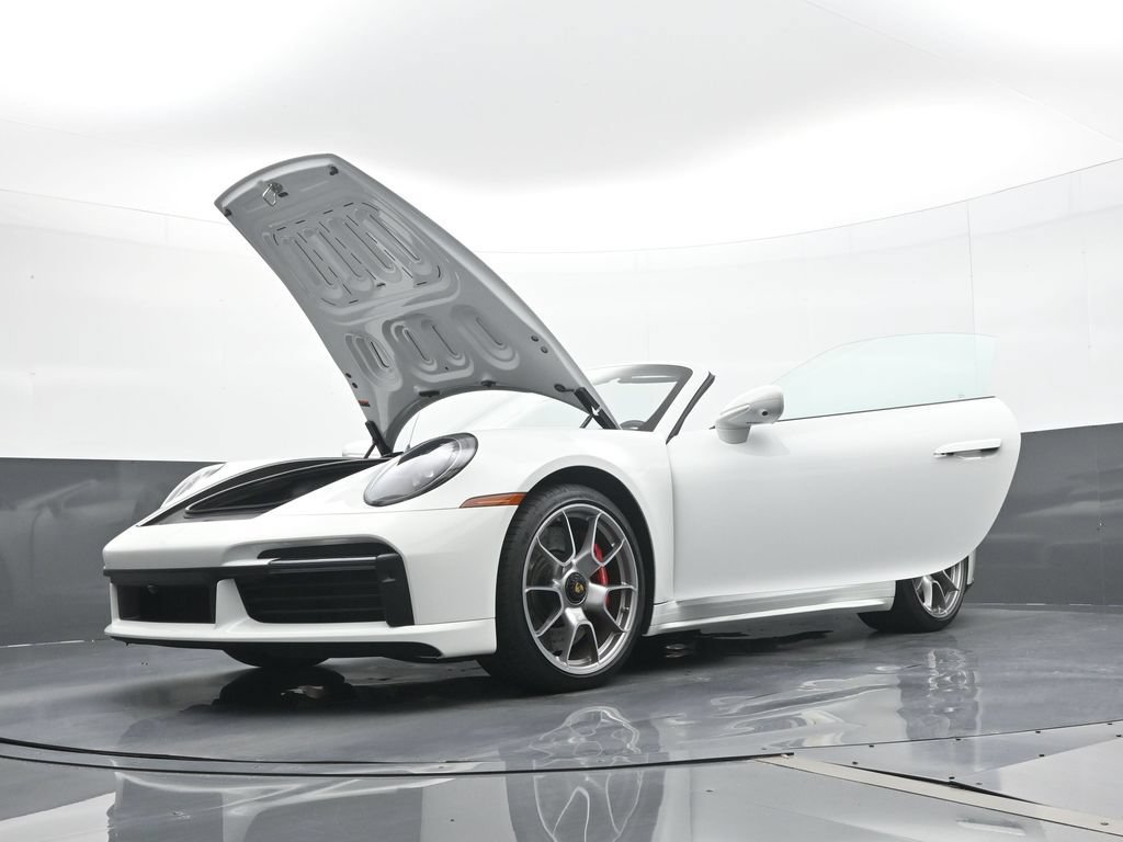 Certified 2024 Porsche 911 Turbo AWD/4WD image 27