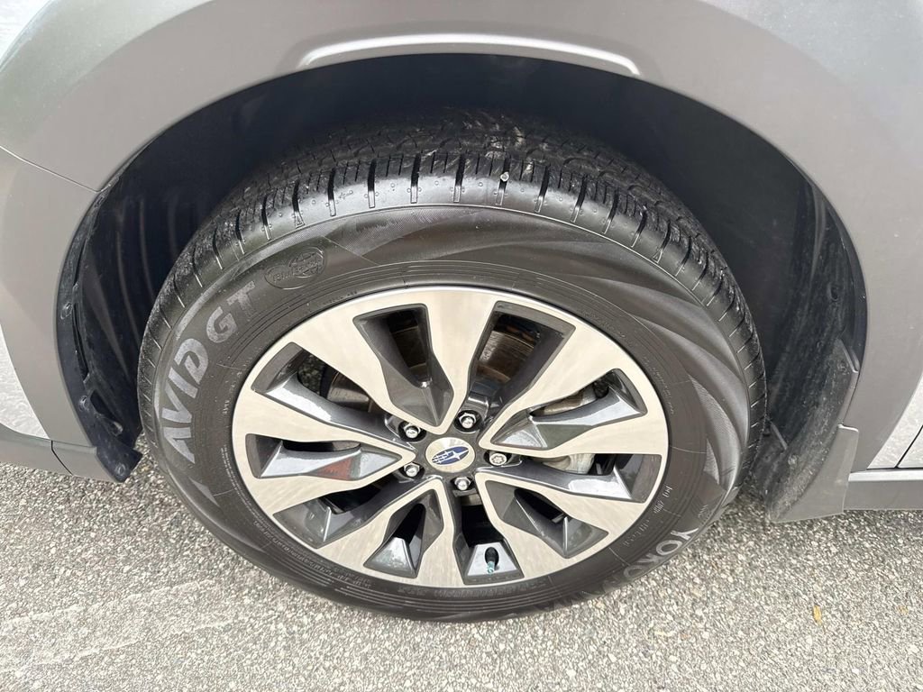 Used 2024 Subaru Outback Limited AWD/4WD image 12