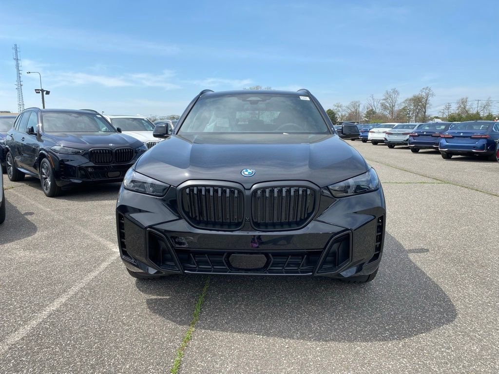 New 2026 BMW X5 xDrive50e w/ M Sport Package AWD/4WD image 2