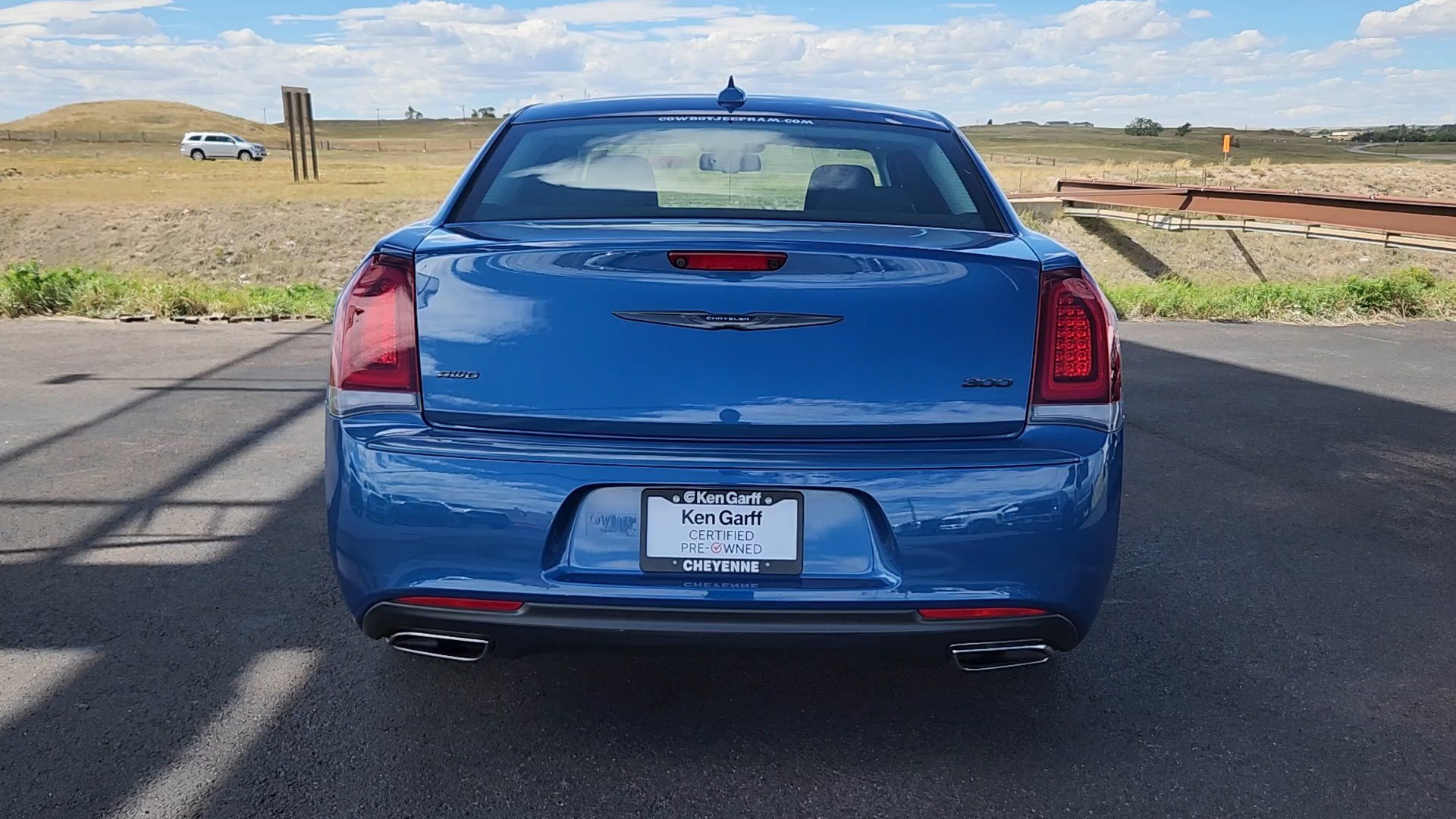 Used 2022 Chrysler 300 Touring w/ Sport Appearance Package AWD/4WD image 20