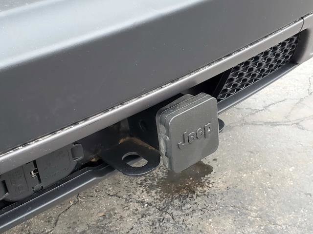 Used 2022 Jeep Cherokee Trailhawk w/ Trailer Tow Group image 35