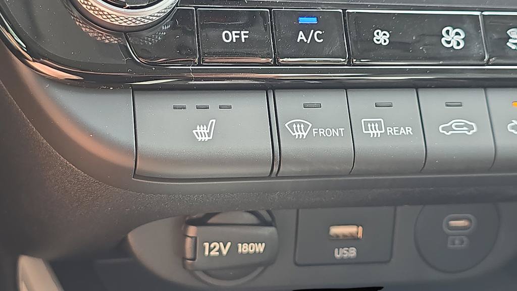 New 2026 Hyundai Elantra Limited FWD image 31