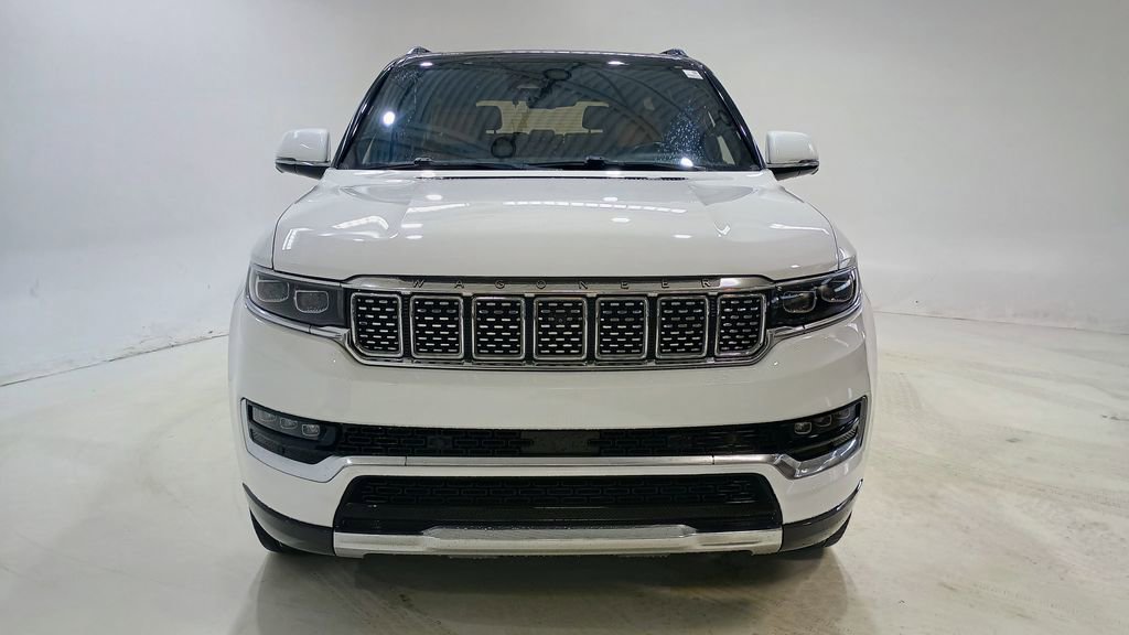 Used 2022 Jeep Grand Wagoneer Series III w/ Rear Seat Video Group 1 image 2