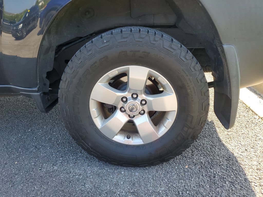 Used 2015 Nissan Xterra X RWD image 9