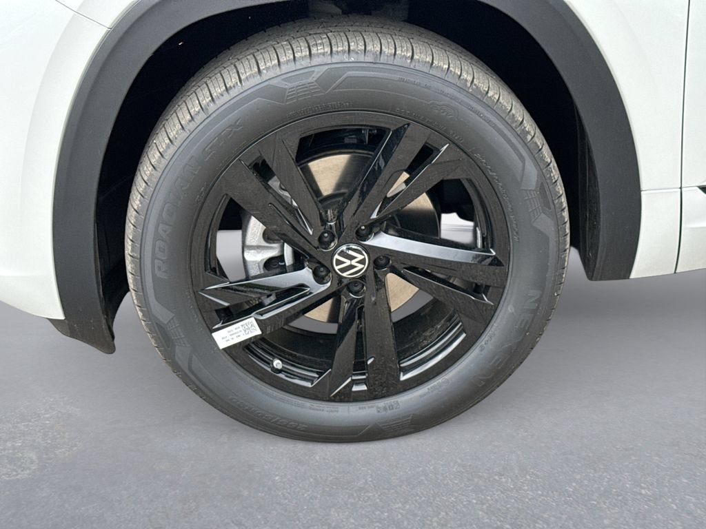 New 2026 Volkswagen Atlas Cross Sport SEL R-Line AWD/4WD image 18