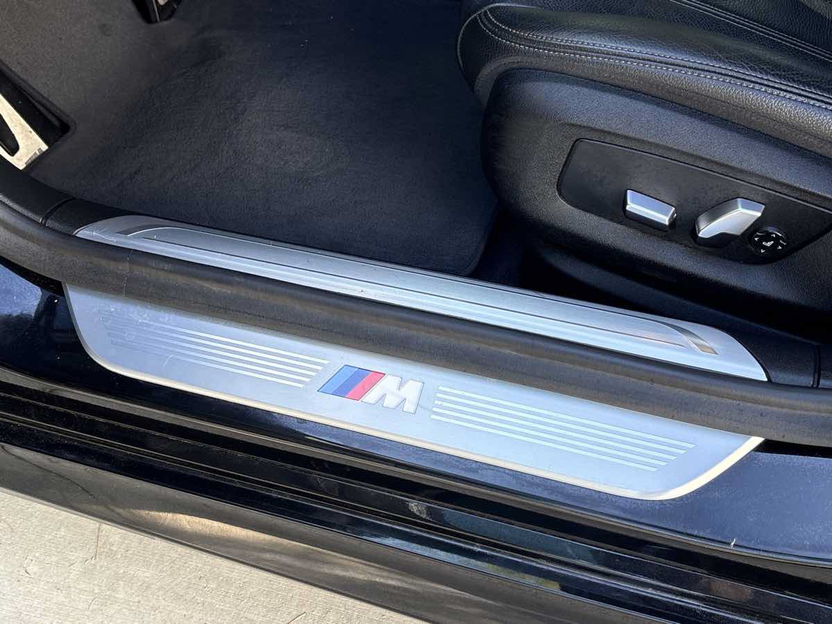 Used 2019 BMW 740i w/ M Sport Package RWD image 23