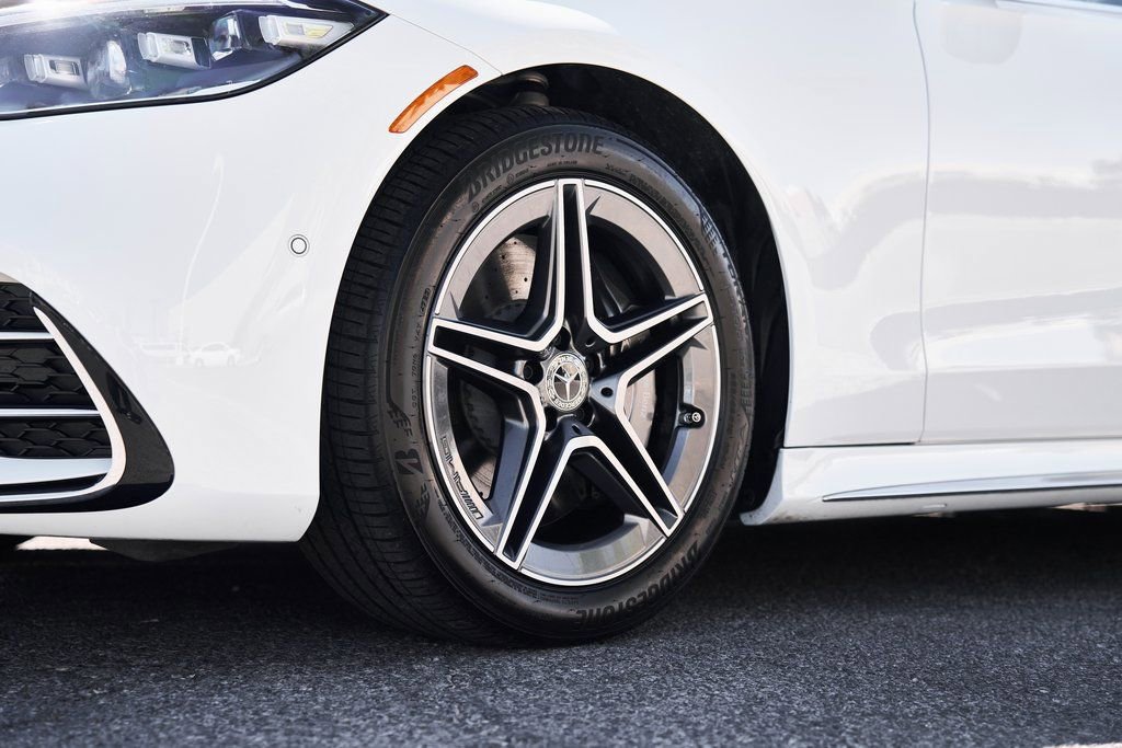 Used 2024 Mercedes-Benz S 580e 4MATIC Sedan image 8