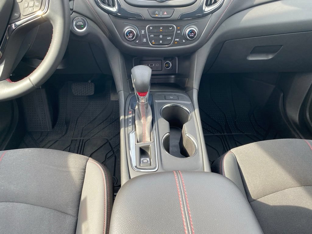 Used 2023 Chevrolet Equinox RS FWD image 15