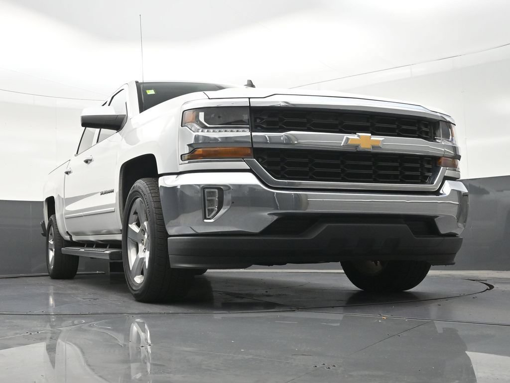 Used 2017 Chevrolet Silverado 1500 LT w/ All Star Edition RWD image 29