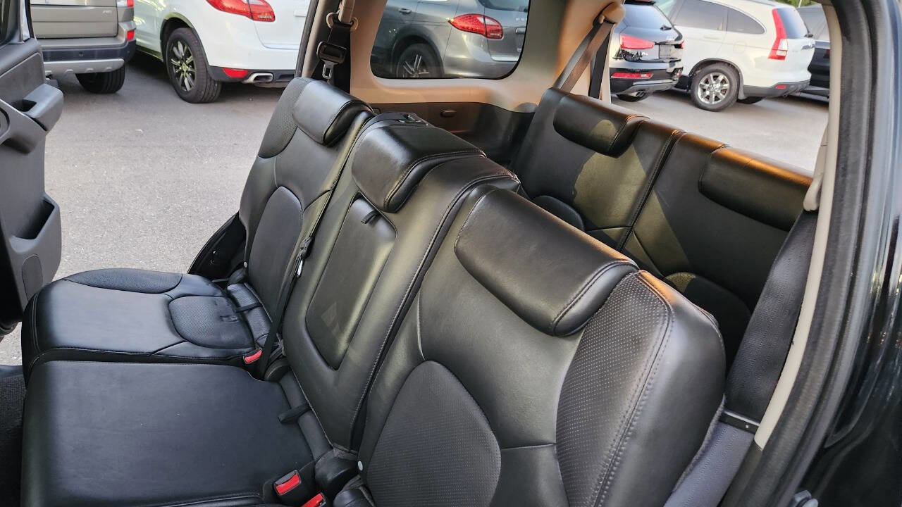 Used 2011 Nissan Pathfinder Silver image 36