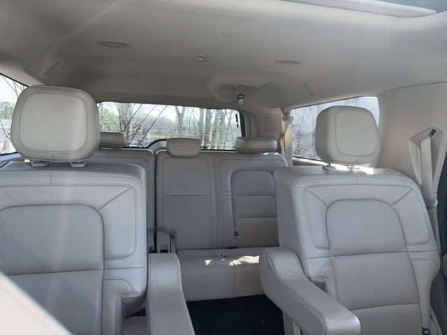 Used 2020 Lincoln Navigator L Reserve w/ Luxury Package image 8