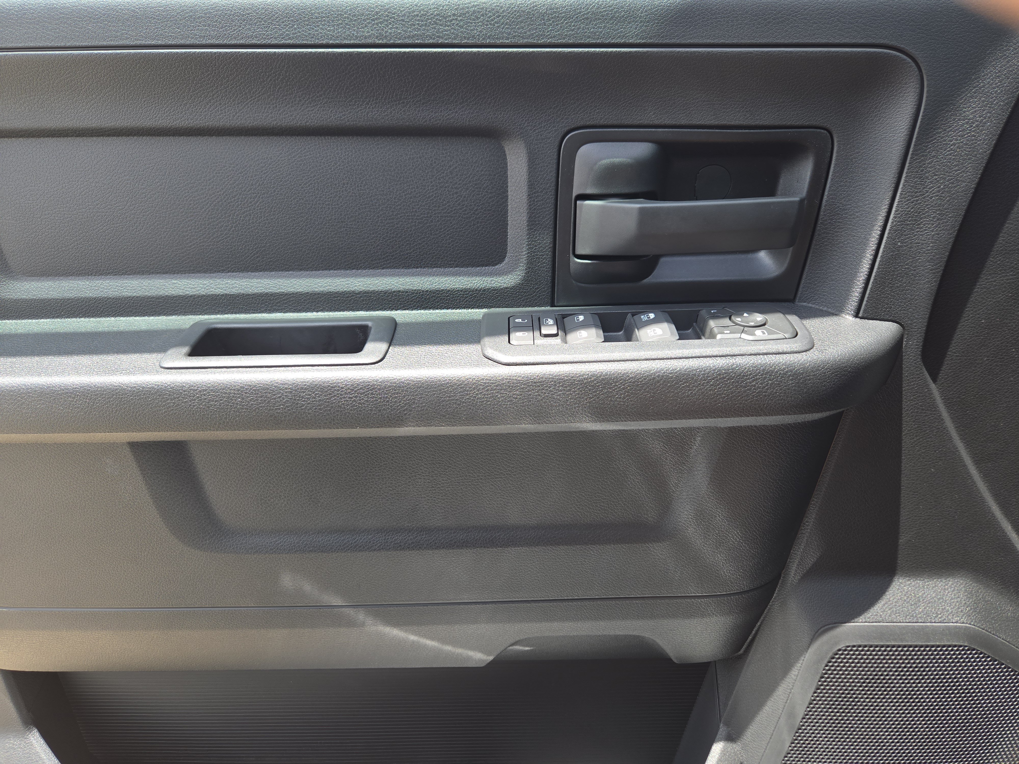 New 2026 RAM 3500 Tradesman AWD/4WD image 18
