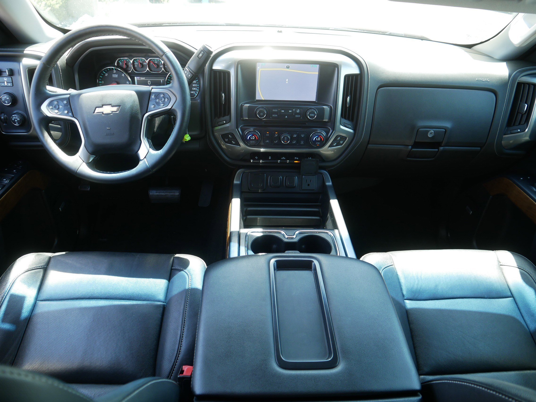 Used 2015 Chevrolet Silverado 1500 LTZ w/ LTZ Plus Package AWD/4WD image 10