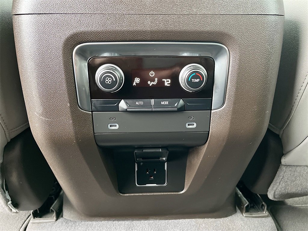 Used 2023 Chevrolet Tahoe Z71 image 28