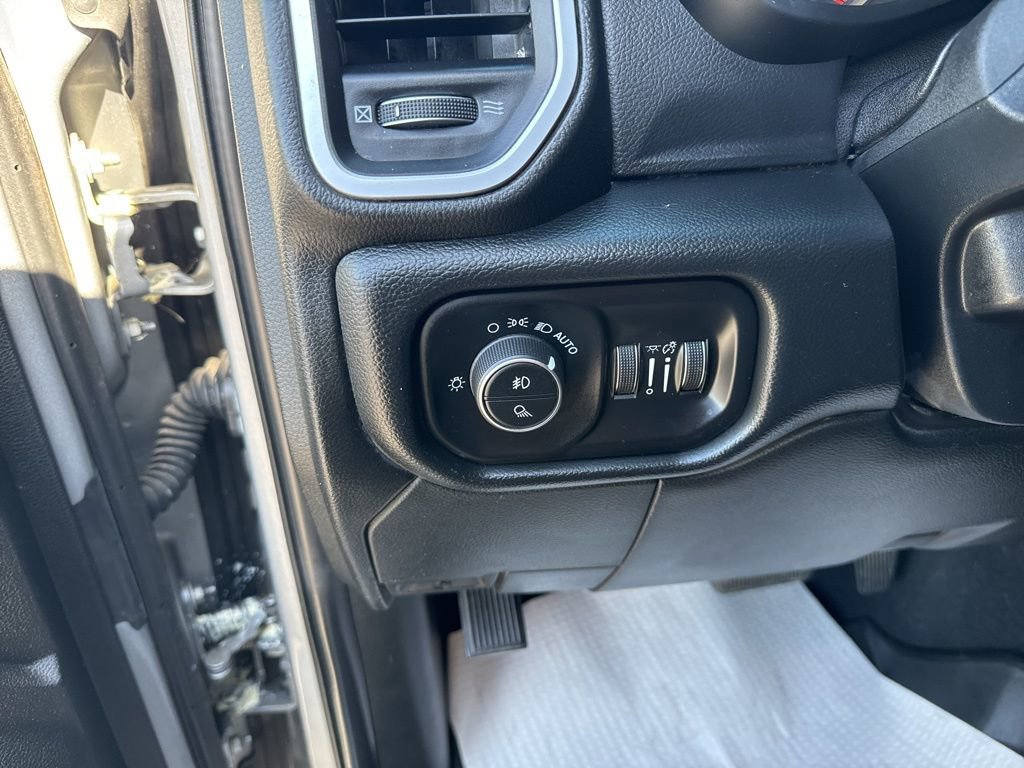 Used 2020 RAM 3500 Big Horn w/ Level 1 Equipment Group image 16