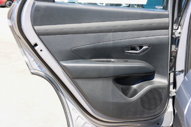 New 2026 Hyundai Tucson Blue SE AWD/4WD image 12