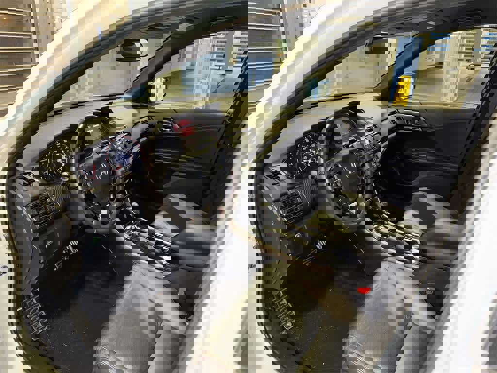 Used 2017 Honda Accord Sport Special Edition image 27