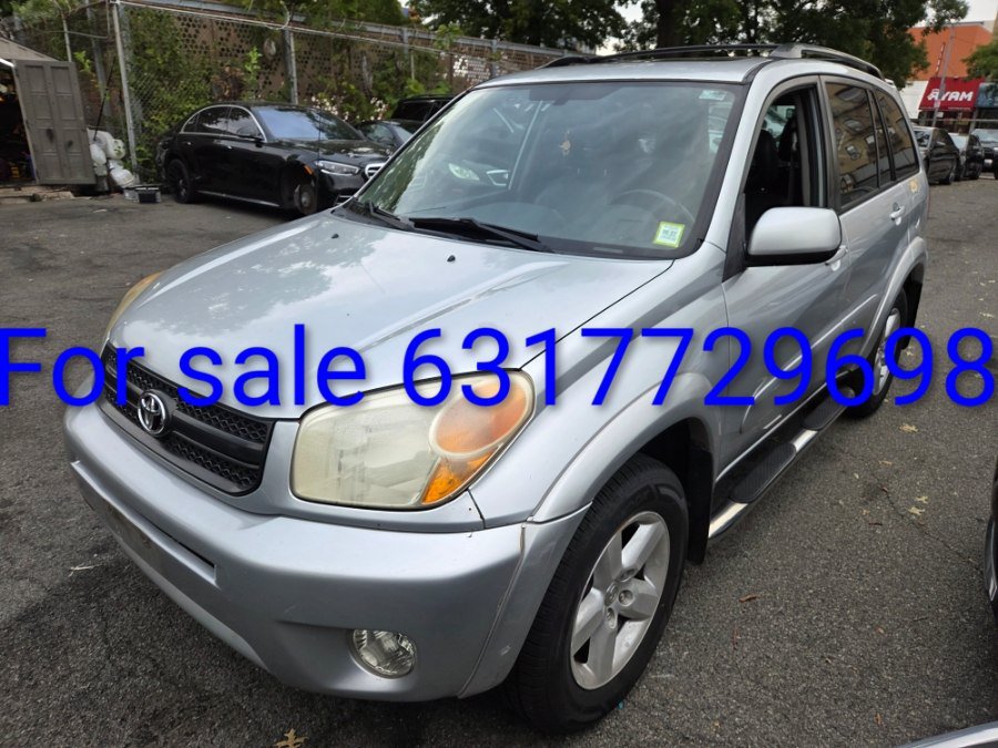 Used 2005 Toyota RAV4 4WD image 1