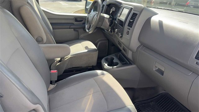 Used 2021 Nissan NV 2500 S image 25