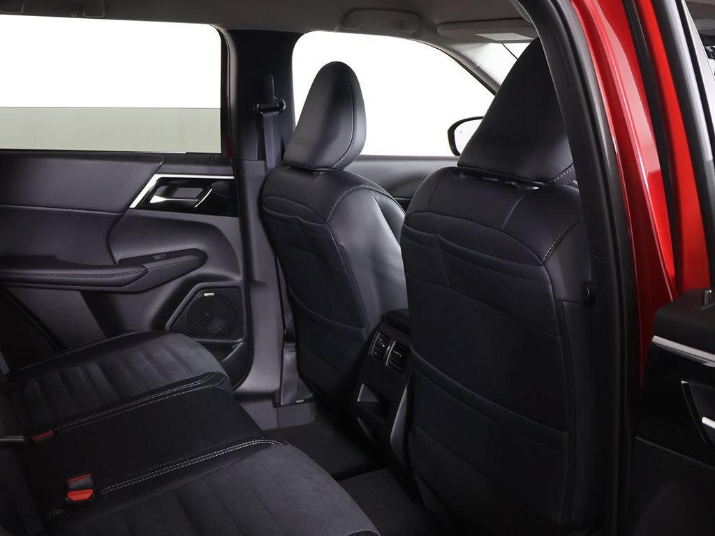 New 2026 Mitsubishi Outlander SE FWD image 30