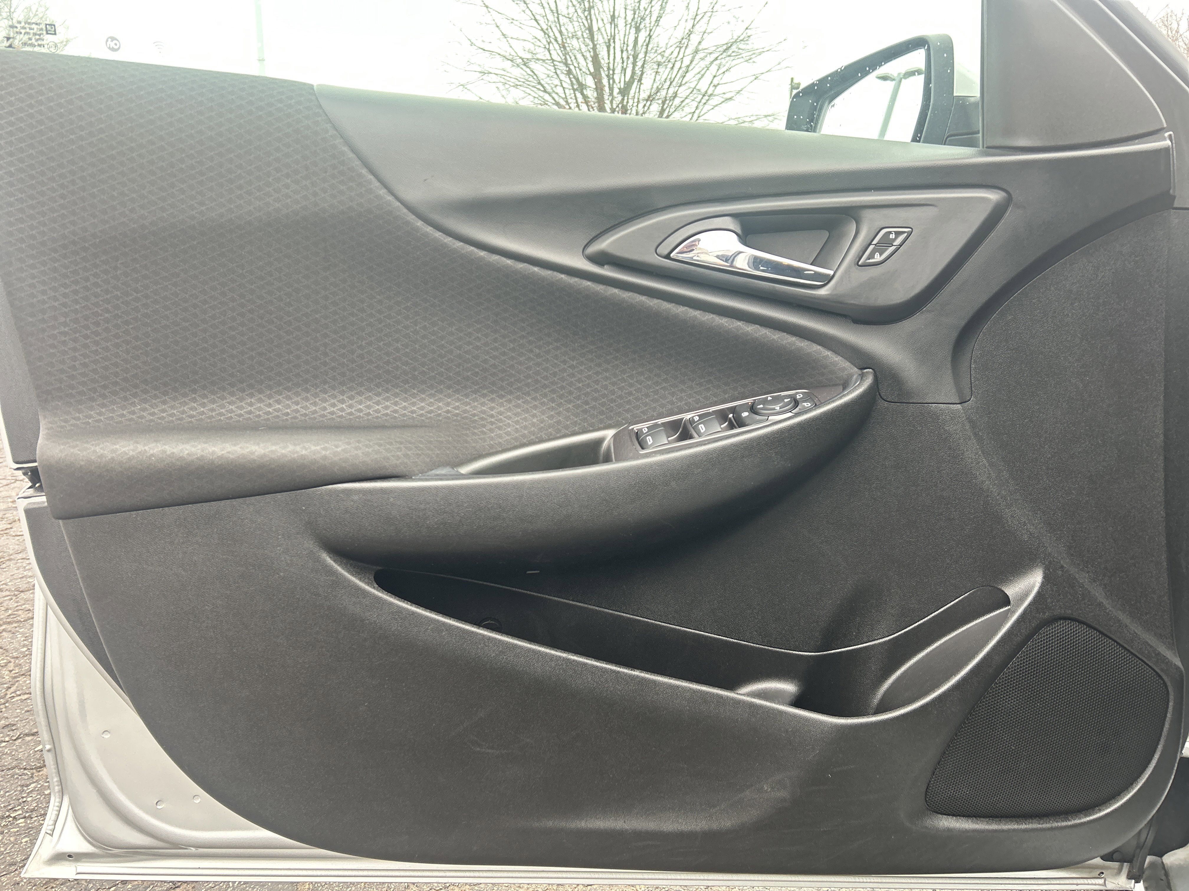 Used 2021 Chevrolet Malibu LT image 12