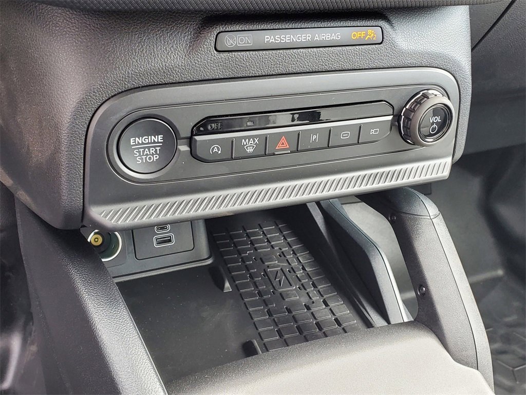 Used 2025 Ford Bronco Sport Badlands w/ Sasquatch Badlands Package image 16